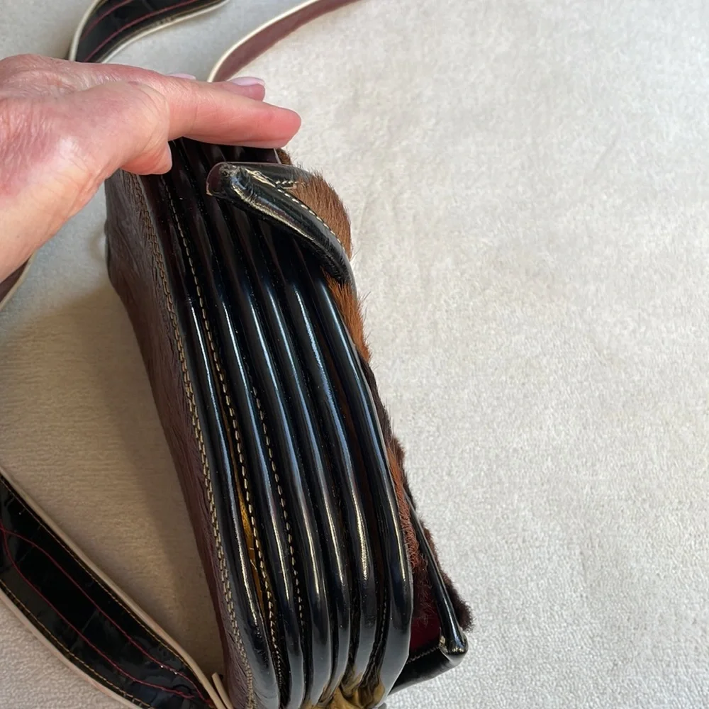 Unique Vintage Pony hair saddle bag. - Picture 7 of 13